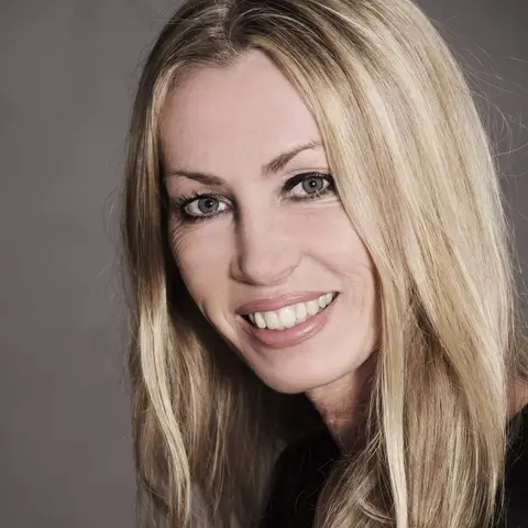 Anja Hatesohl, Unternehmerin